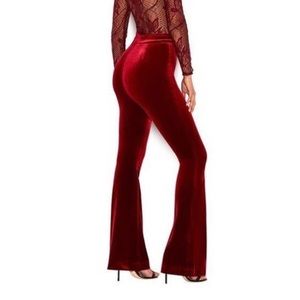 HOUSE OF CB ADAH High waisted garnet velvet pants. Slight flare. NWT S 4-6. Zip